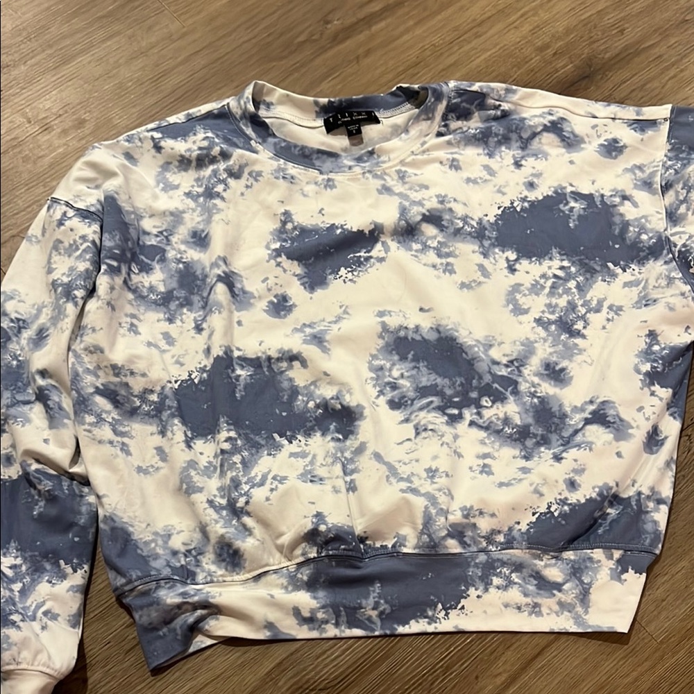 Blue and White Tie-Dye Sweatshirt